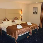 Hotel Grand Empire 4*