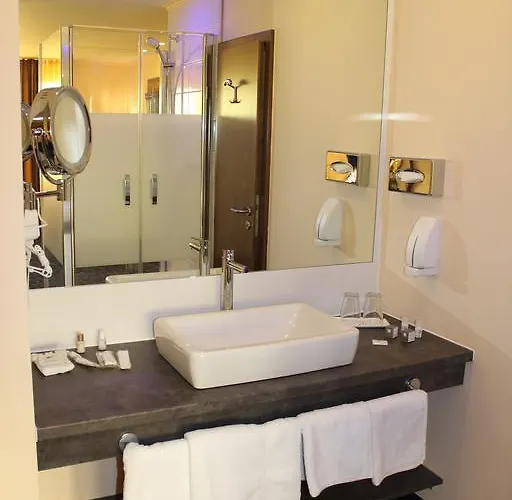 Grand Empire Hotel 4*