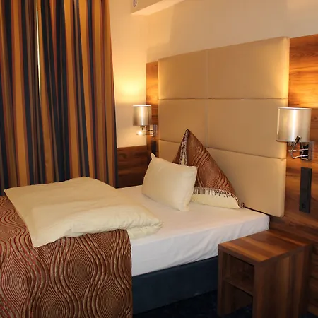 Hotel Grand Empire