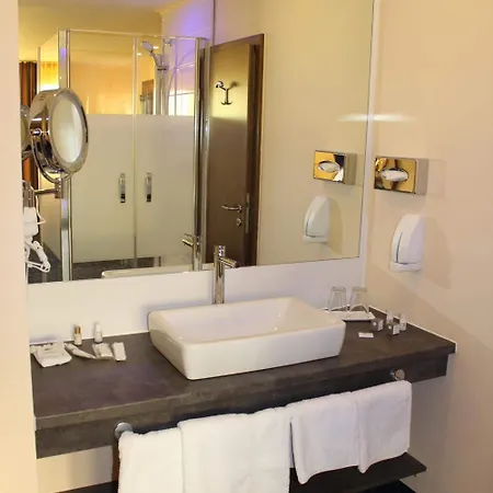 Grand Empire Hotel Frankfurt nad Mohanem